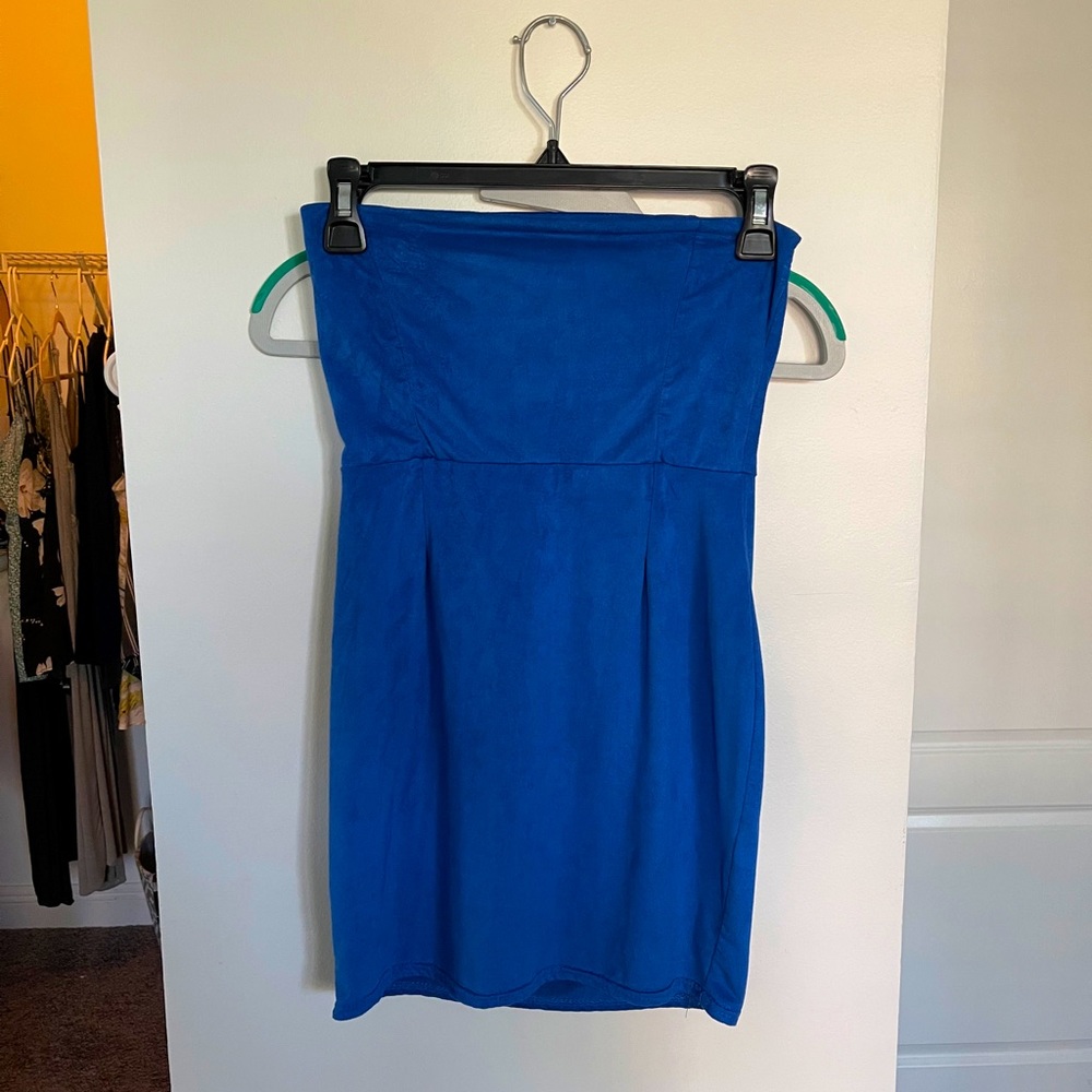 Mini strapless dress